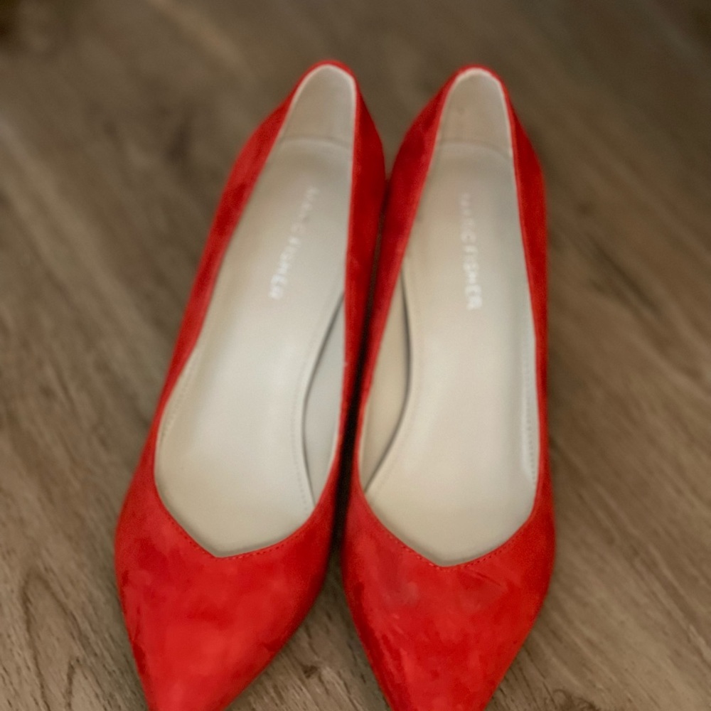 Red Marc Fisher pumps with block heel